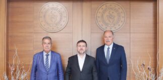 Spor Hizmetleri Genel Müdürü Prof. Dr. Veli Ozan Çakır’ı makamında ziyaret ettik.